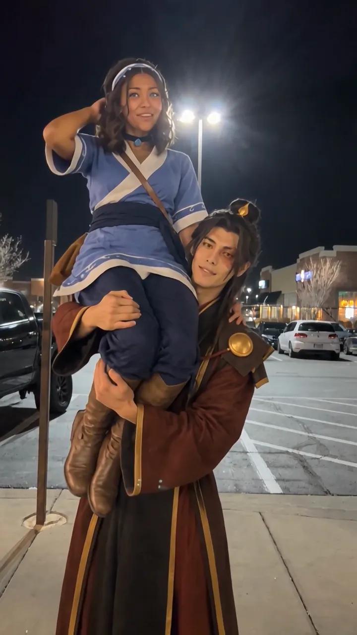 Katara and Zuko in the Shoulder Lift trend, made with Viro